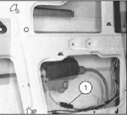 Fig. 9.11 Power-operated window motor (Sec 31)