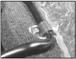 19.1 Front seat mounting clamp