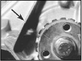 5B.8B Crankshaft sprocket timing mark and oil pump cover alignment mark