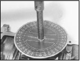 5D.7B Angle-tightening a main bearing cap bolt